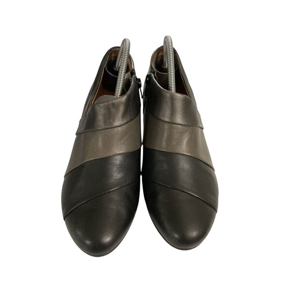 Taos Triumph Women's Size 8 Black Gray Leather Ankle Booties shoes - Picture 1 of 7